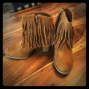 Mossimo brown ankle boots with fringe trim